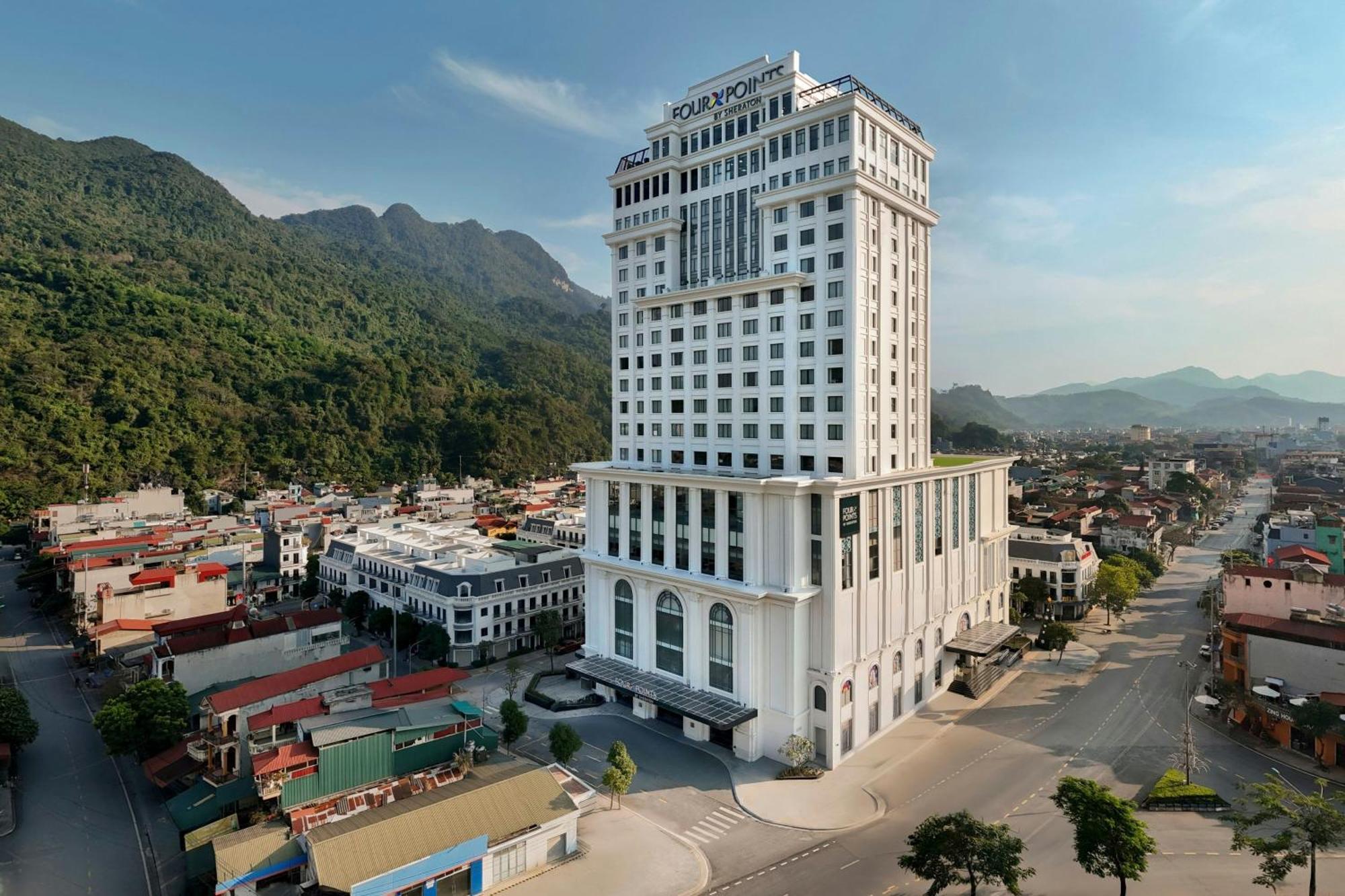 Four Points By Sheraton Ха Жианг Екстериор снимка