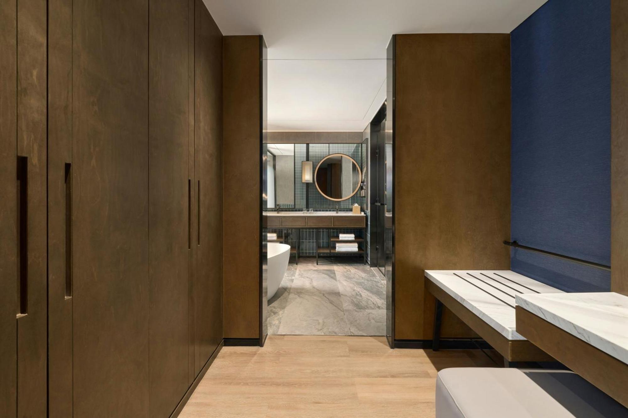 Four Points By Sheraton Ха Жианг Екстериор снимка