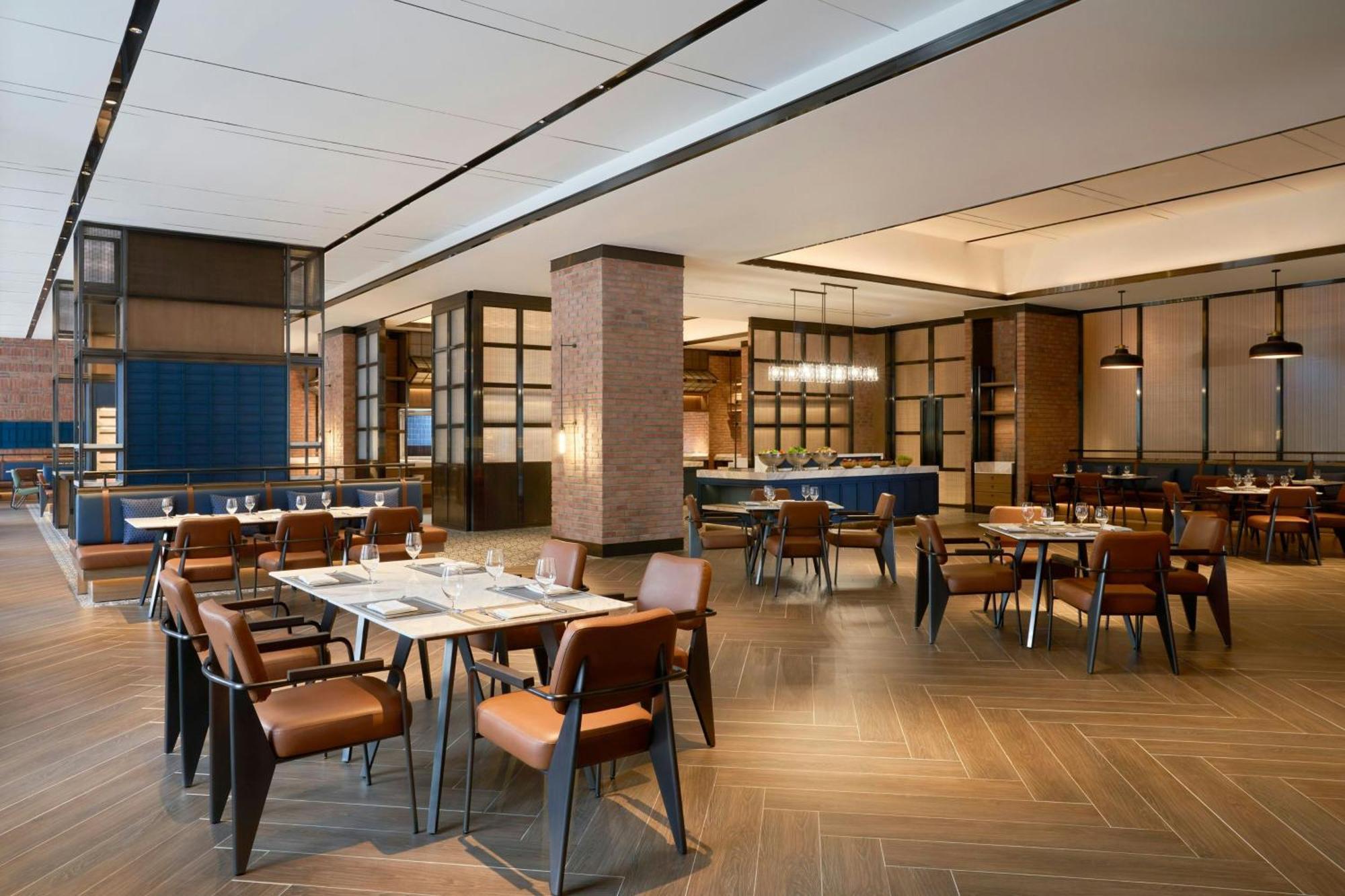 Four Points By Sheraton Ха Жианг Екстериор снимка